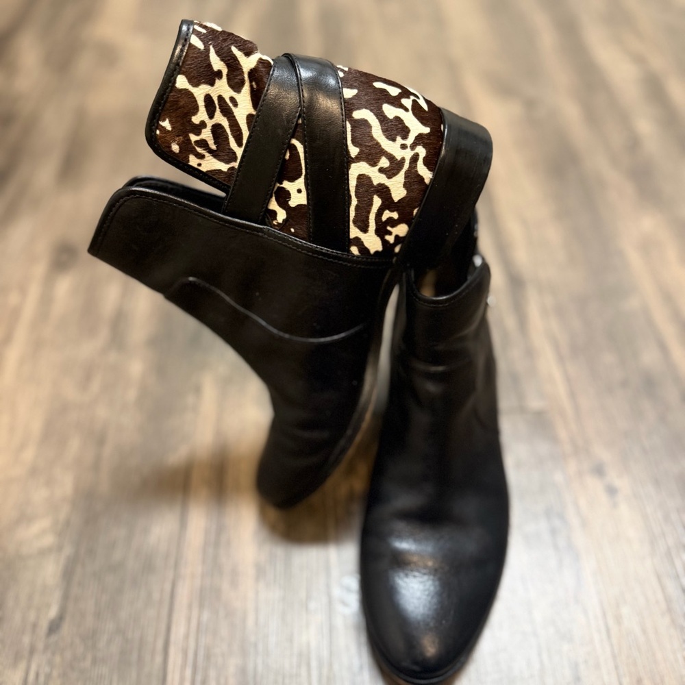 Michael Kors Salem Black Leather Leopard Haircalf Panel Buckle Ankle Booties 6.5 - Picture 11 of 17